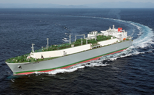 LNG船建造第一船「TRINITY ARROW」