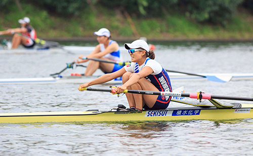 激しい表彰台争い（女子シングルスカル・杉原選手（今治営業T））