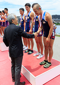 男子舵手無しクオドルプルで3位入賞